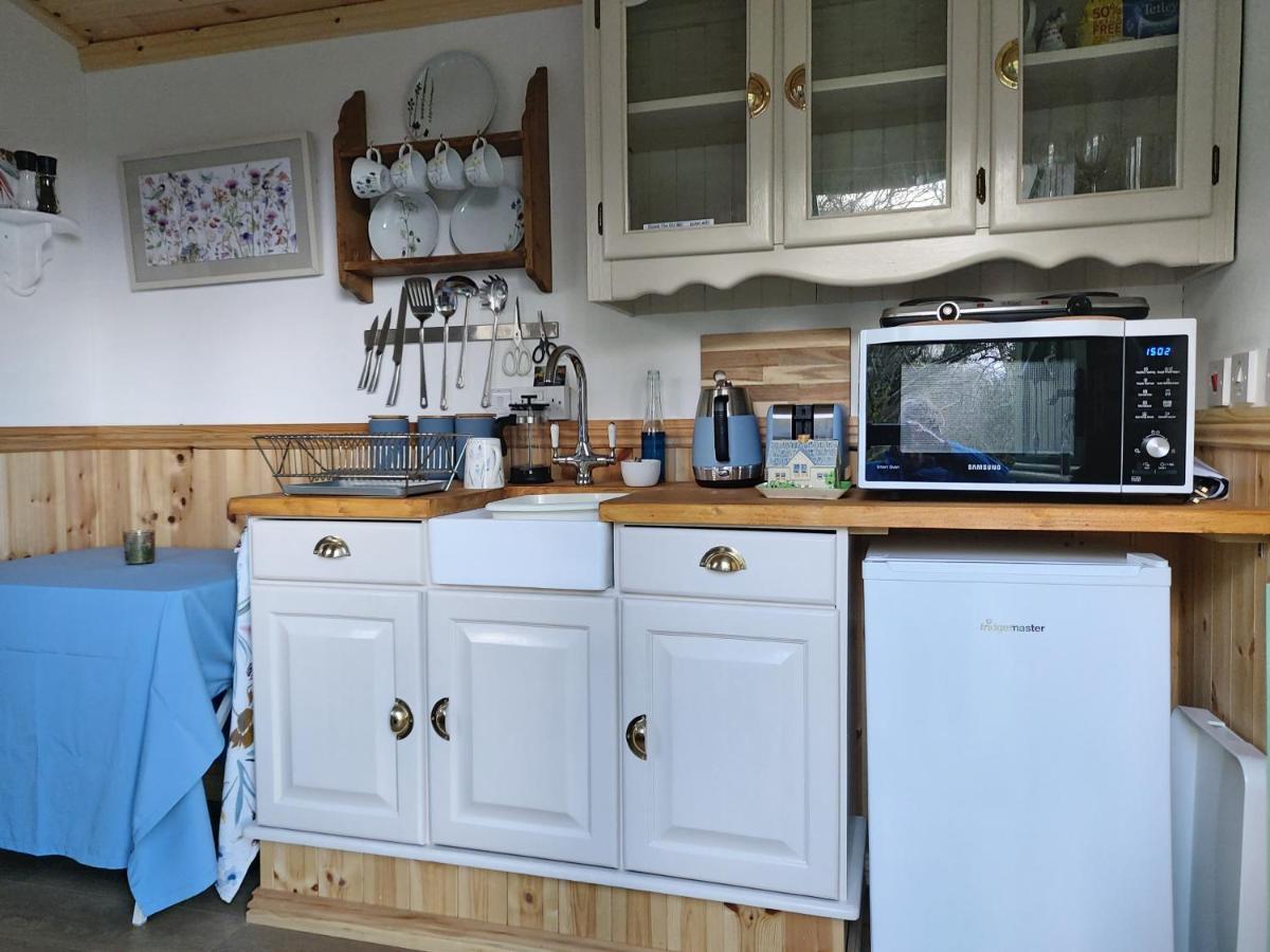 The Old Mill Shepherds Hut Okehampton Bagian luar foto