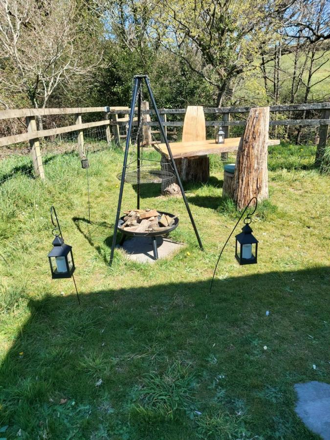 The Old Mill Shepherds Hut Okehampton Bagian luar foto